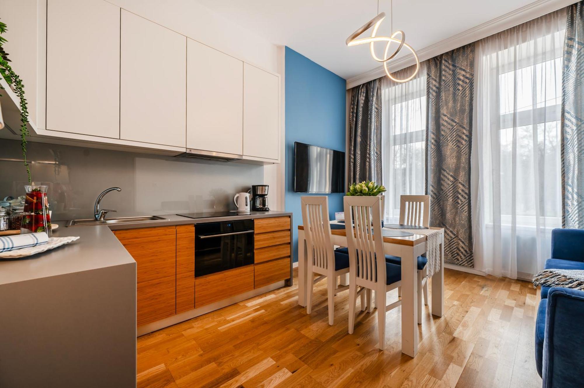 Ferienwohnung Bari Moxy Te&Am Cracow Parking Gratis Krakau Exterior foto